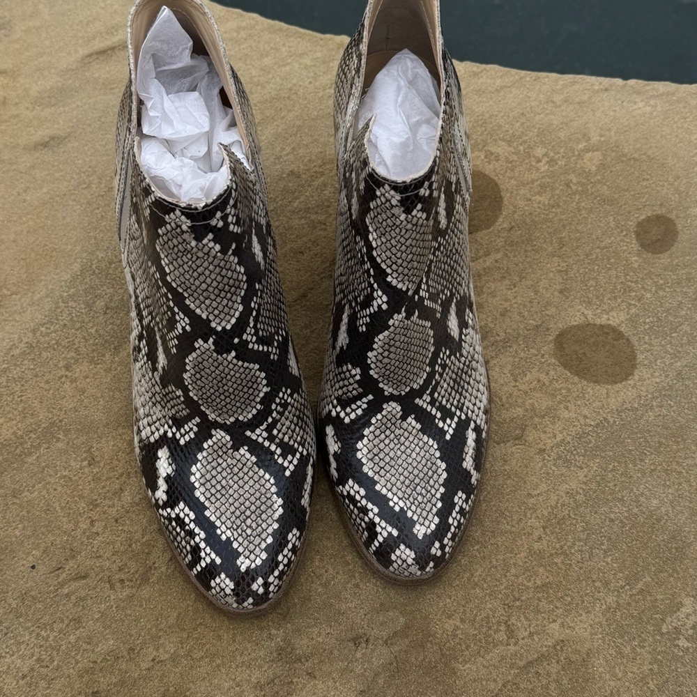 Vince Camuto Famhida Snakeskin Leather Ankle Boots - Picture 4 of 13
